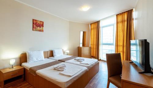 Double Room with Balcony (2 Adults + 1 Child)