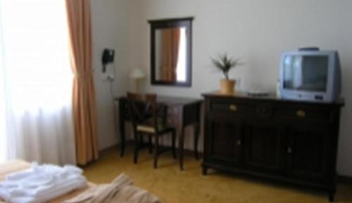 Double or Twin Room with Spa Access