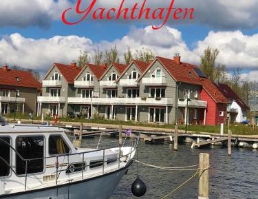 Apartment with Lake View