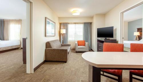 Two-Bedroom Suite