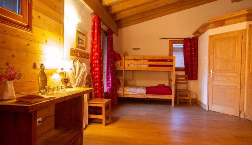 Quadruple Room with Bathroom