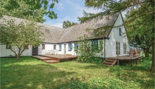 Three-Bedroom Vacation Home 