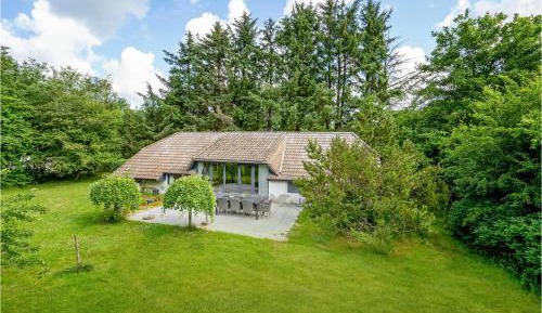 Four-Bedroom Holiday Home