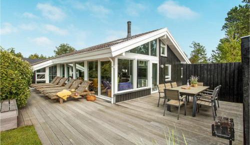 Four-Bedroom Holiday Home