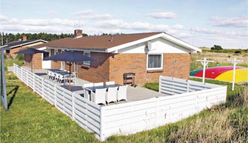 Four-Bedroom Holiday Home