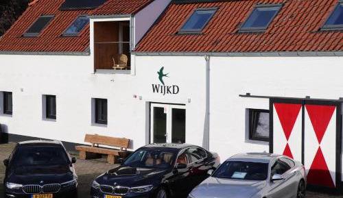 Apartment - Split Level