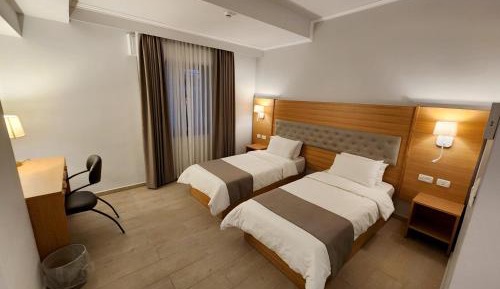 Comfort Twin Room