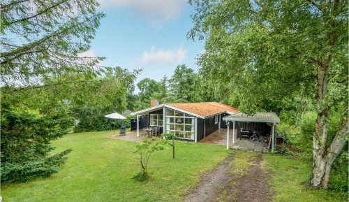 Four-Bedroom Holiday Home