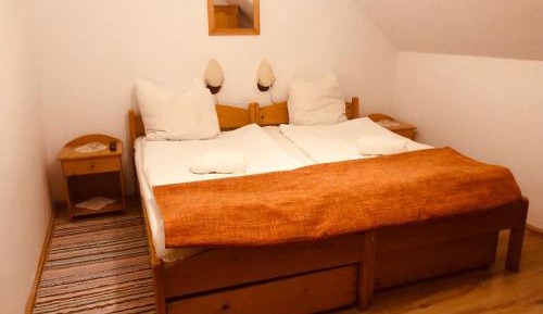 Double or Twin Room with Private Bathroom