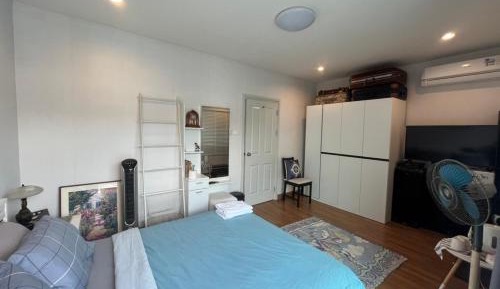 Queen Room with Balcony