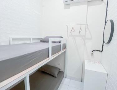 Twin Room with Shared Bathroom