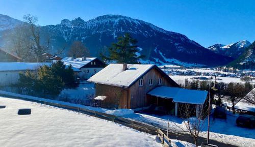 Studio with Mountain View