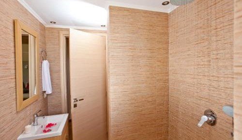 Deluxe Double Room with Mountain View