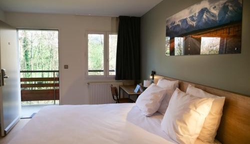 Double Room with Mountain View