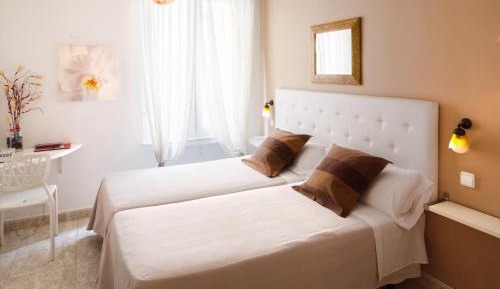 Twin Room with Bathroom