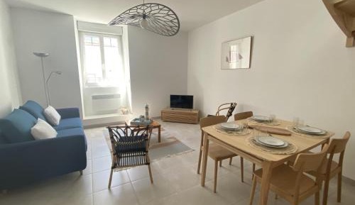 Apartment (4 Adults)