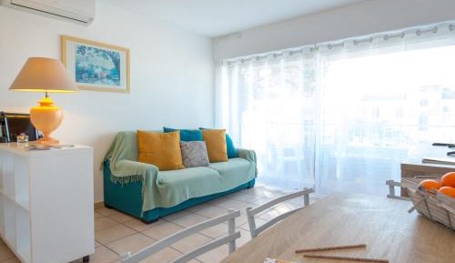 Apartment (4 Adults)