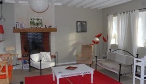 Holiday Home (8 Adults)