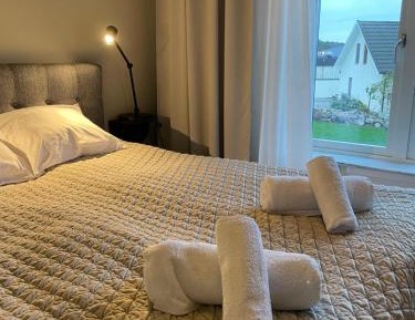 Standard Single Room with Shared Bathroom