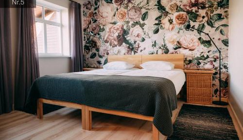 Twin Room with Shower