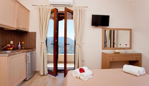 Superior Studio (2 Adults)