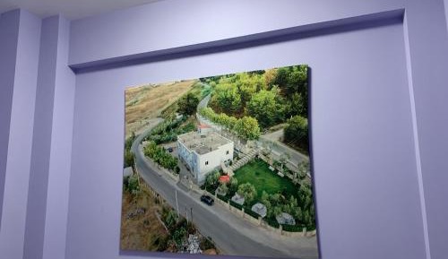 Standard Twin Room with Mountain View