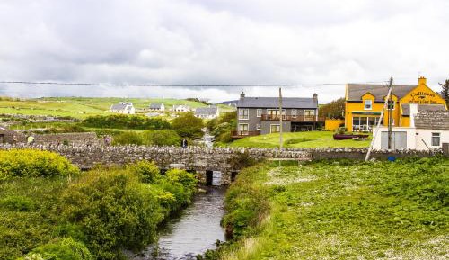 Apartment with River View