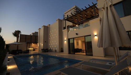 Three-Bedroom Holiday Home 