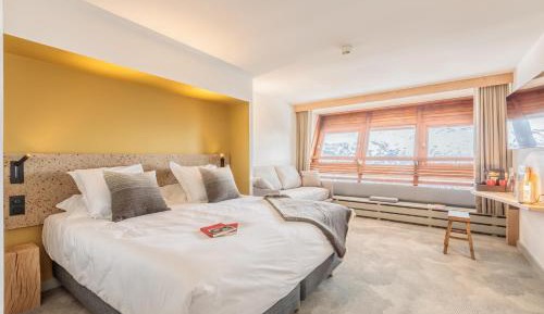 Superior Family Room