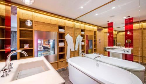 Cozy Room, Guest room, 1 King, No view, Fireplace, Balcony