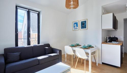 Family Room with Shower