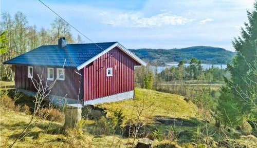 Three-Bedroom Holiday Home 