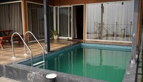 Suite with Private Pool