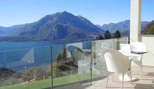 Superior One-Bedroom Apartment with Balcony