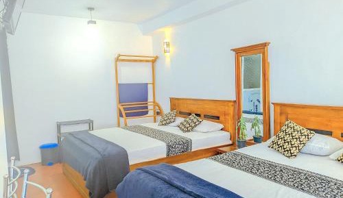 Deluxe Family Room