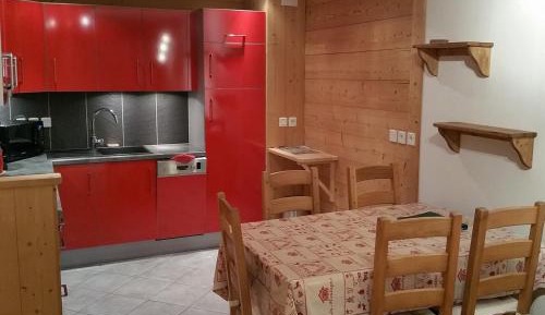 Apartment (5 Adults)