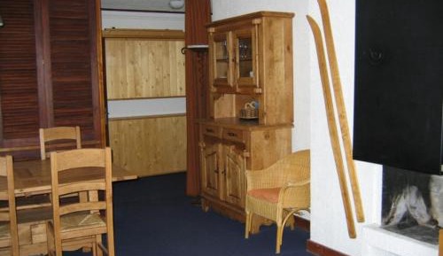 Apartment (6 Adults)