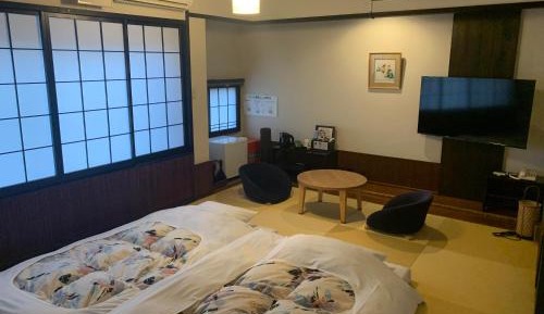 Japanese-Style Room