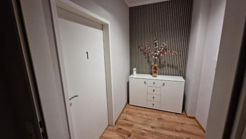 Apartment With Shared Bathroom