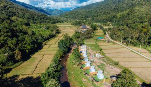 One-Bedroom Holiday Home with River View