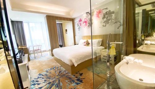 Luxury King Room