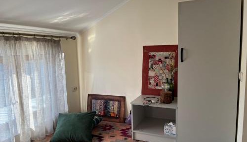 Single Room with Shared Bathroom