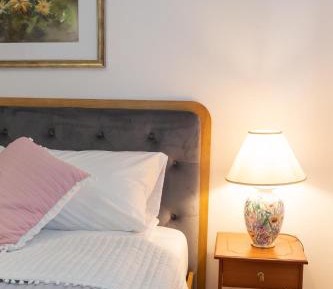 Villa with Garden View