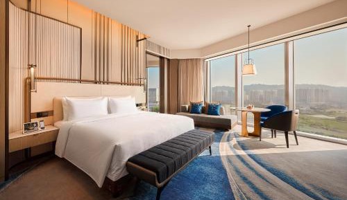 Epic King Suite
