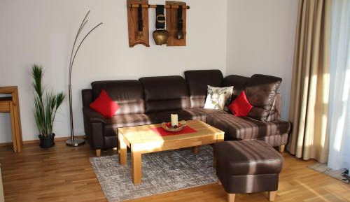 Apartment with Mountain View