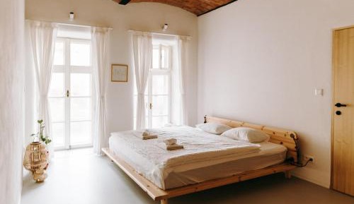 Apartment with Garden View