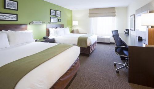 Standard Queen Room with Two Queen Beds