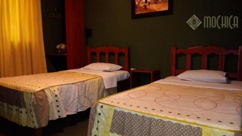 Twin Room with Shared Bathroom
