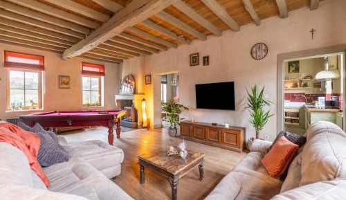 Three-Bedroom Holiday Home 