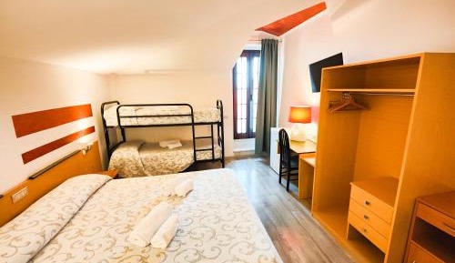 Quadruple Room with Terrace